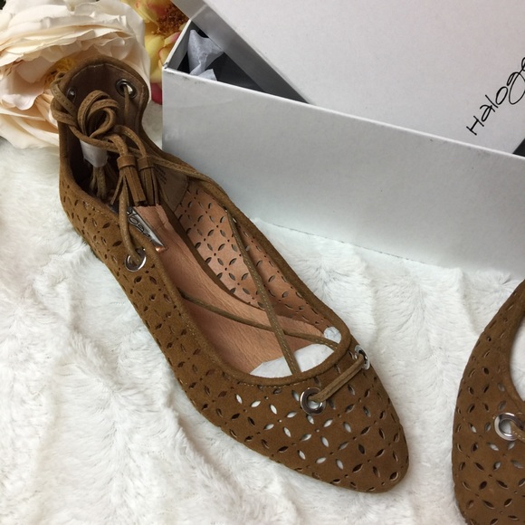  Almond-Toe Lace-Up Leather Flats, new in box - Picture 6 of 8